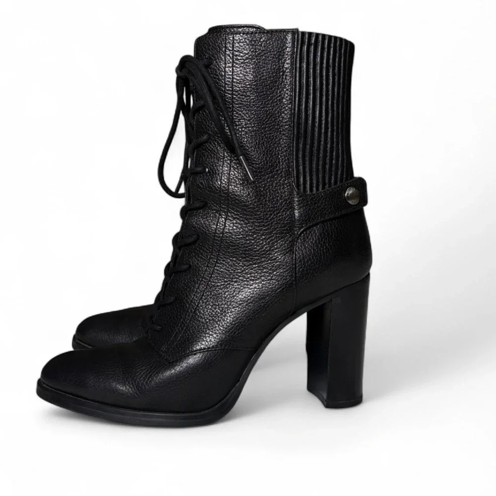 Michael Kors Carrigan Black Leather Lace Up Heeled Ankle Boots Size 7.5